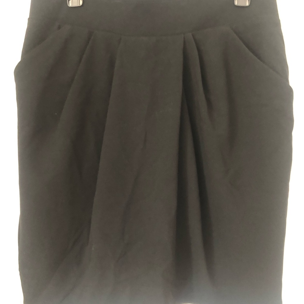 Classic Black Pleated Women's Skirt